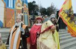 Tradycyjny Orszak Trzech Króli wyruszył dzisiaj w południe z placu Zamkowego w Lublinie (zdjęcie 4)