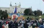 Tradycyjny Orszak Trzech Króli wyruszył dzisiaj w południe z placu Zamkowego w Lublinie (zdjęcie 2)
