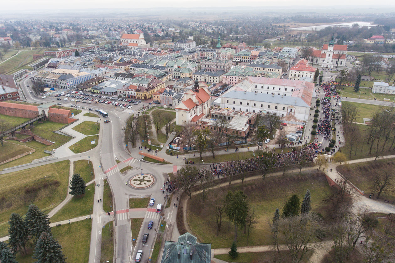  Orszak Trzech Króli w Zamościu (zdjęcie 1) - Autor: Sławomir Kołodziejek