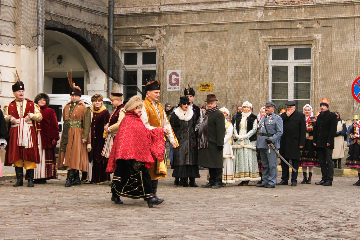  Orszak Trzech Króli w Zamościu (zdjęcie 1) - Autor: Kazimierz Chmiel