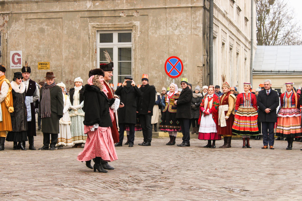  Orszak Trzech Króli w Zamościu (zdjęcie 1) - Autor: Kazimierz Chmiel