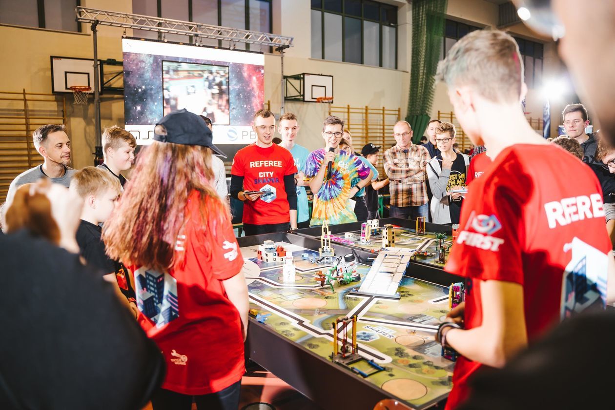  FIRST LEGO League w Kraśniku (zdjęcie 1) - Autor: N8 Studio Fotografia Dla Biznesu