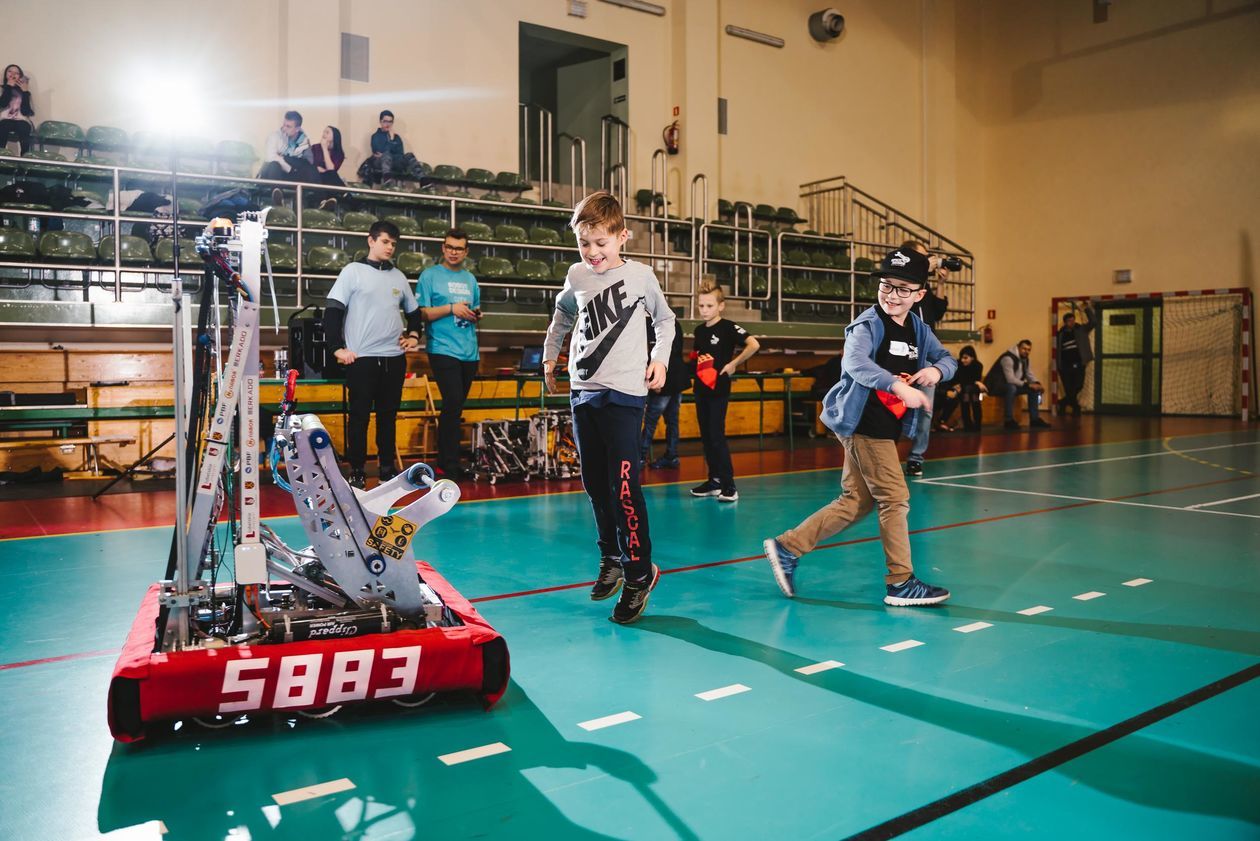  FIRST LEGO League w Kraśniku (zdjęcie 1) - Autor: N8 Studio Fotografia Dla Biznesu