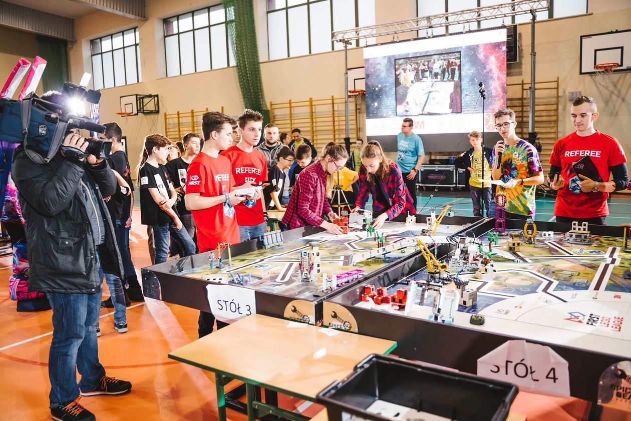  FIRST LEGO League w Kraśniku (zdjęcie 1) - Autor: N8 Studio Fotografia Dla Biznesu