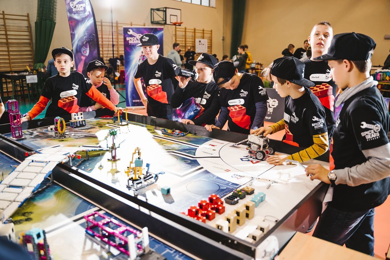  FIRST LEGO League w Kraśniku (zdjęcie 1) - Autor: N8 Studio Fotografia Dla Biznesu