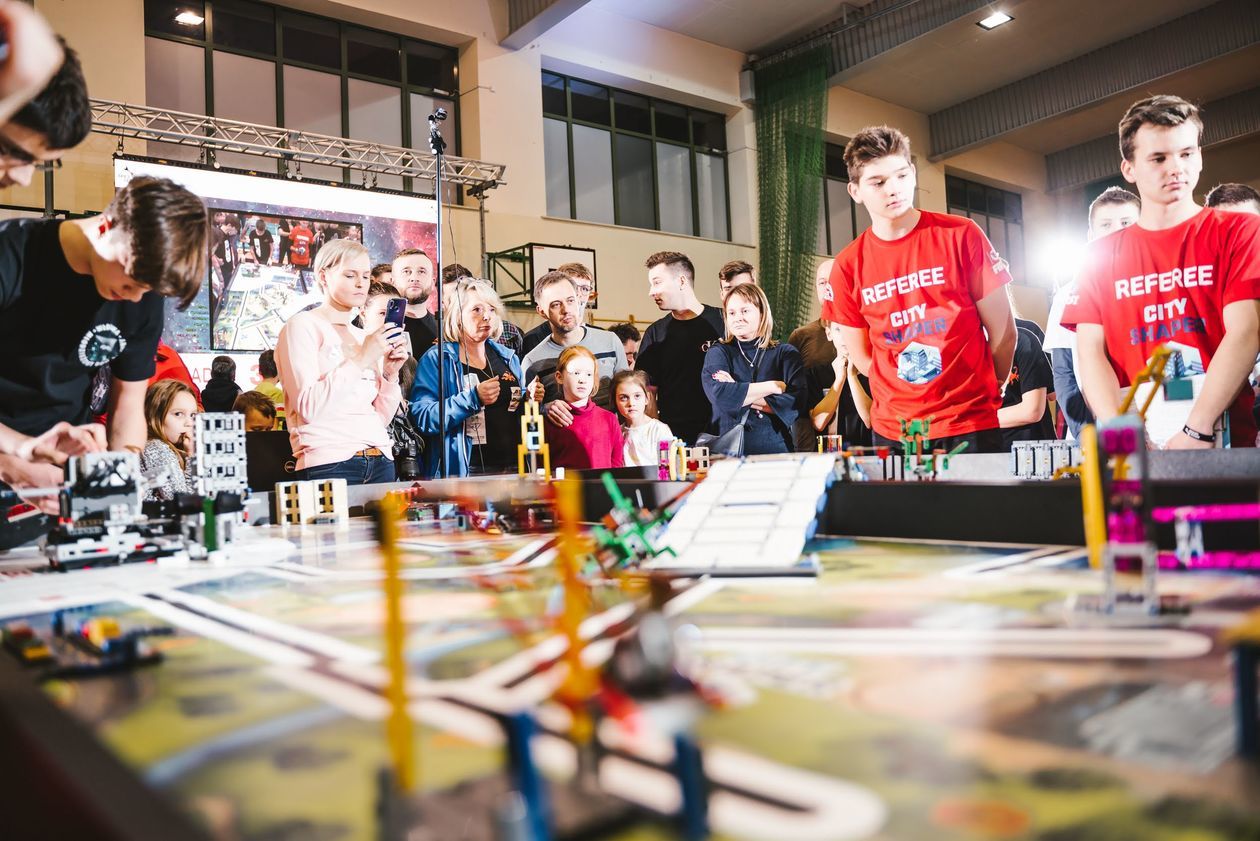  FIRST LEGO League w Kraśniku (zdjęcie 1) - Autor: N8 Studio Fotografia Dla Biznesu