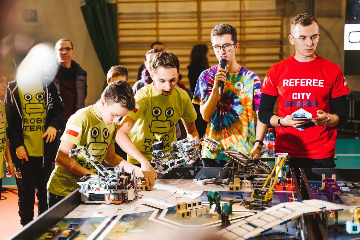  FIRST LEGO League w Kraśniku (zdjęcie 1) - Autor: N8 Studio Fotografia Dla Biznesu