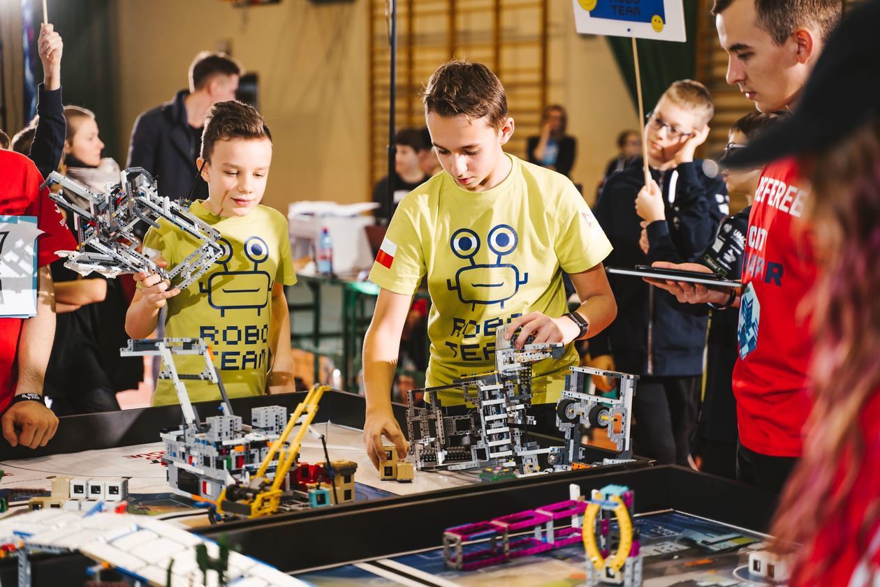  FIRST LEGO League w Kraśniku (zdjęcie 1) - Autor: N8 Studio Fotografia Dla Biznesu