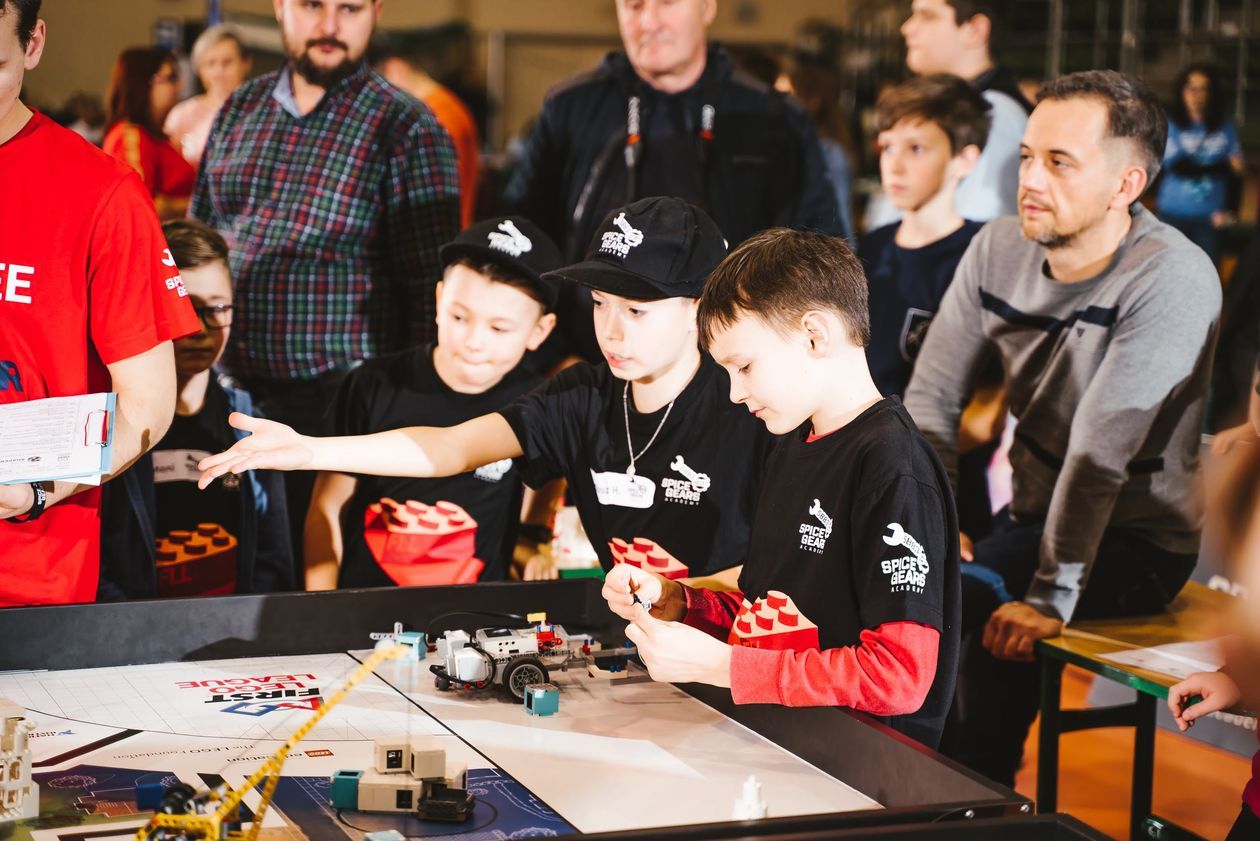  FIRST LEGO League w Kraśniku (zdjęcie 1) - Autor: N8 Studio Fotografia Dla Biznesu