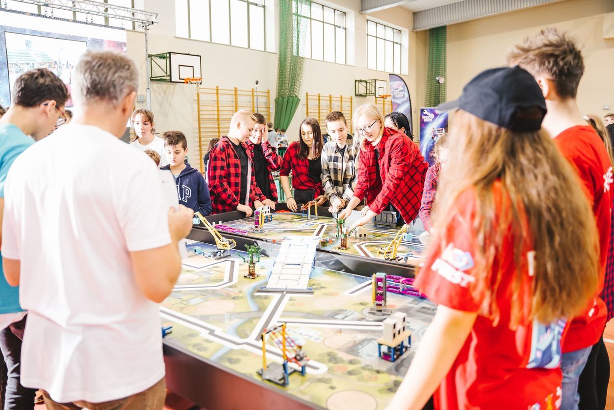  FIRST LEGO League w Kraśniku (zdjęcie 1) - Autor: N8 Studio Fotografia Dla Biznesu