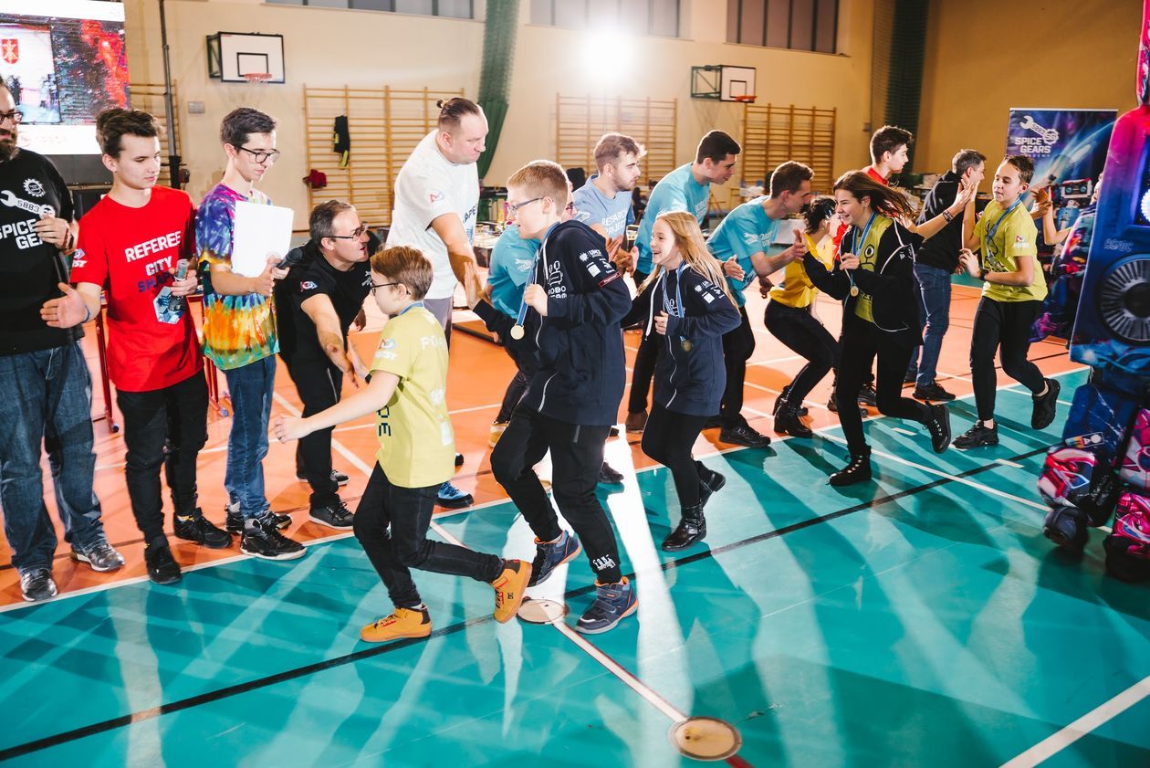  FIRST LEGO League w Kraśniku (zdjęcie 1) - Autor: N8 Studio Fotografia Dla Biznesu