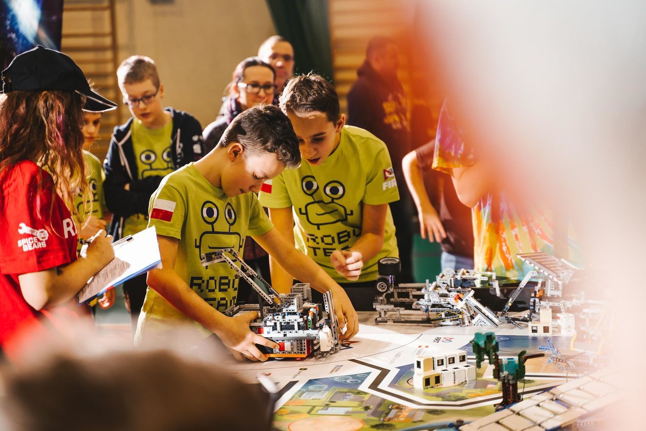  FIRST LEGO League w Kraśniku (zdjęcie 1) - Autor: N8 Studio Fotografia Dla Biznesu