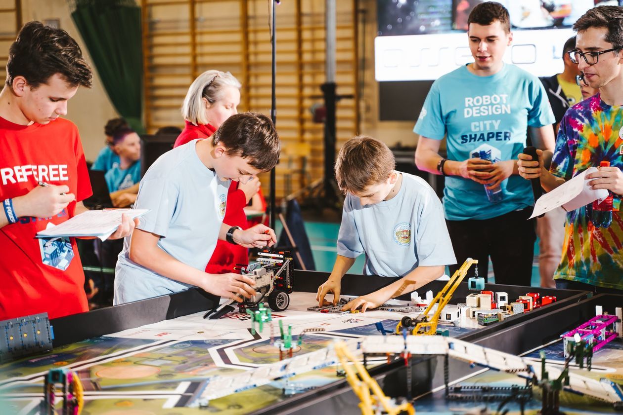  FIRST LEGO League w Kraśniku (zdjęcie 1) - Autor: N8 Studio Fotografia Dla Biznesu