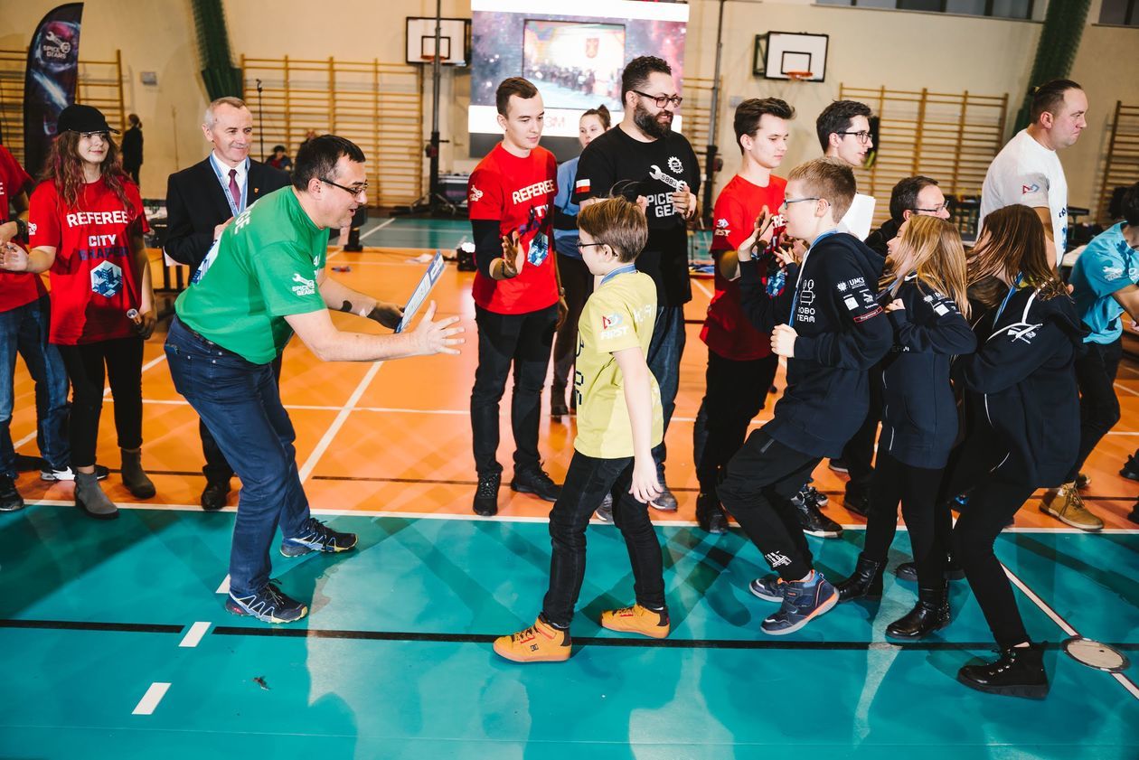  FIRST LEGO League w Kraśniku (zdjęcie 1) - Autor: N8 Studio Fotografia Dla Biznesu