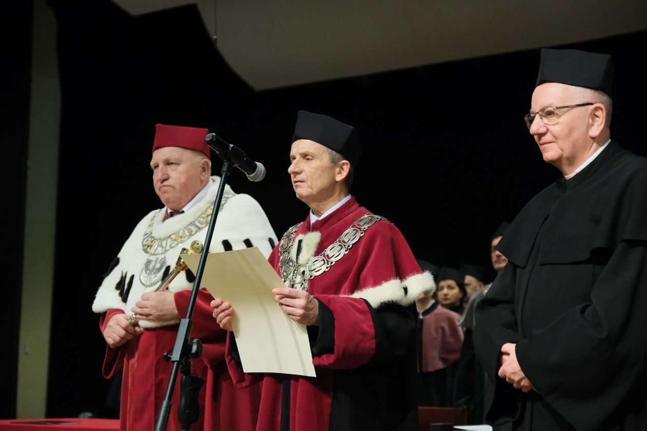  Abp Budzik doktorem honoris causa Uniwersytetu Przyrodniczego (zdjęcie 1) - Autor: Maciej Kaczanowski