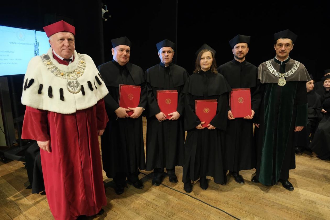  Abp Budzik doktorem honoris causa Uniwersytetu Przyrodniczego (zdjęcie 1) - Autor: Maciej Kaczanowski