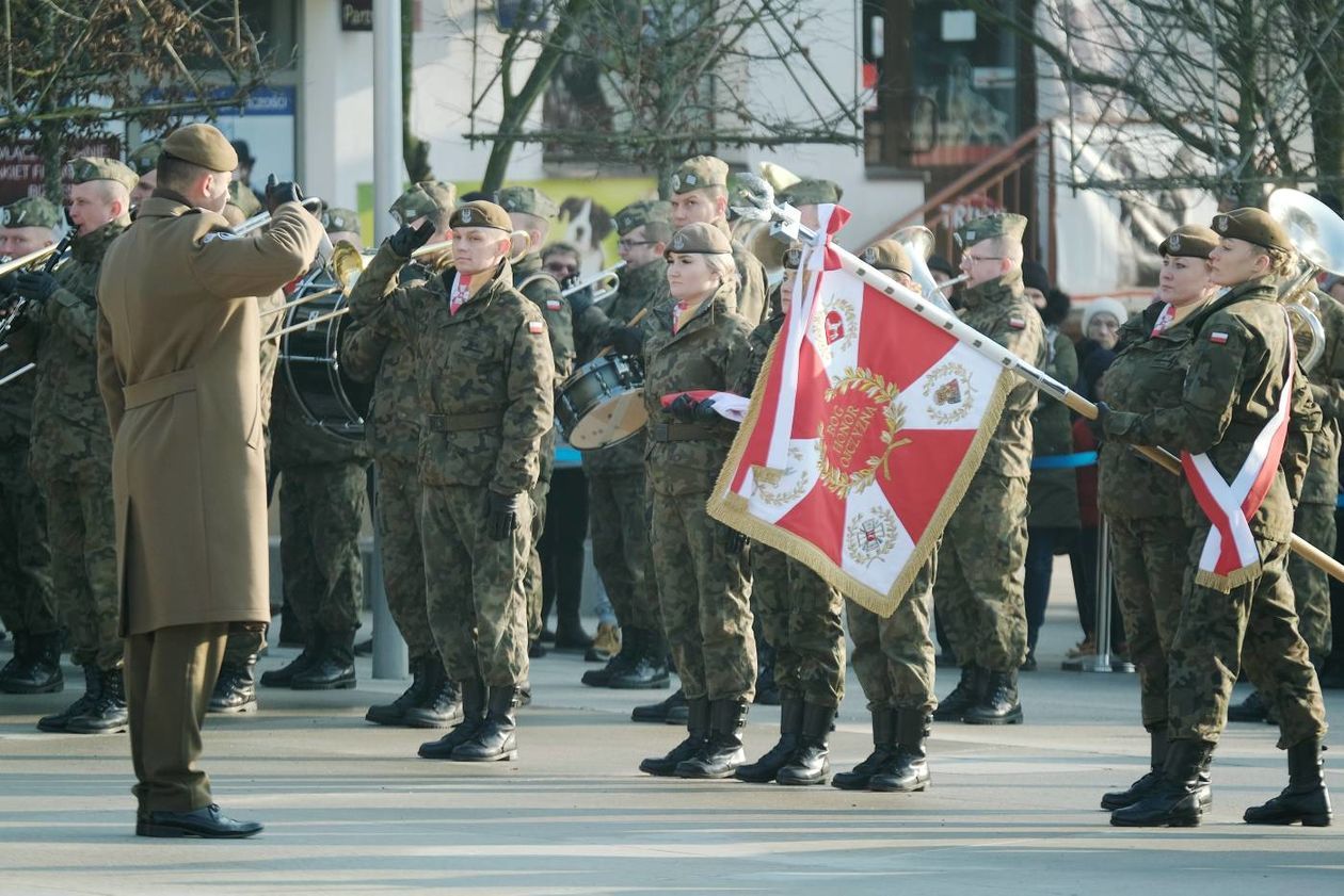  Przysięga żołnierzy WOT w Świdniku (zdjęcie 1) - Autor: Maciej Kaczanowski