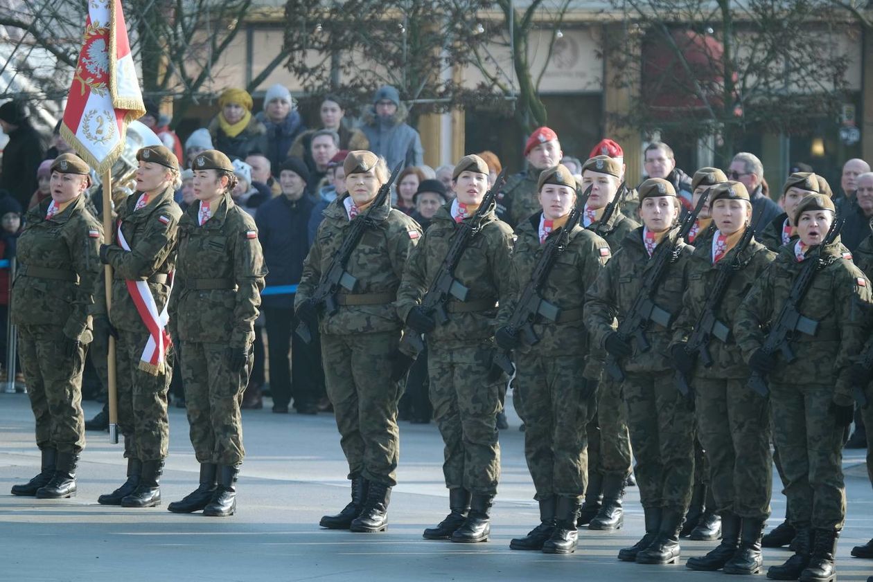  Przysięga żołnierzy WOT w Świdniku (zdjęcie 1) - Autor: Maciej Kaczanowski