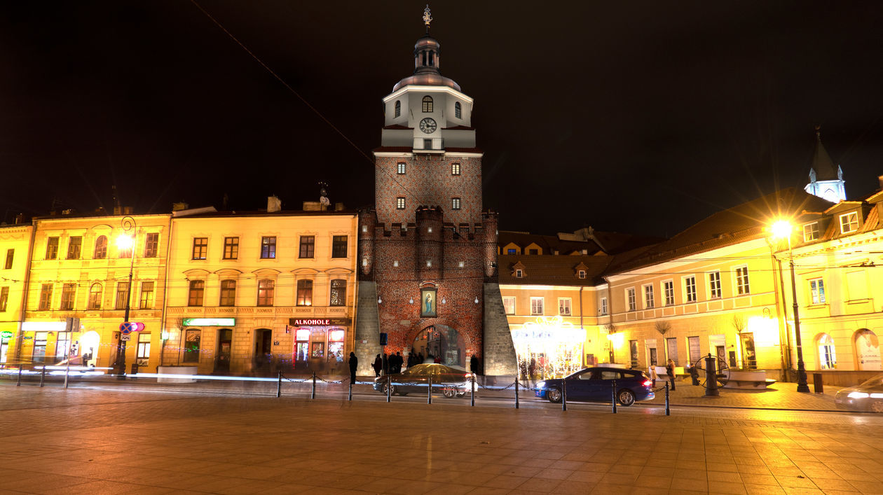  Iluminacje Bramy Krakowskiej i Trybunału Koronnego (zdjęcie 1) - Autor: Urząd Miasta Lublin