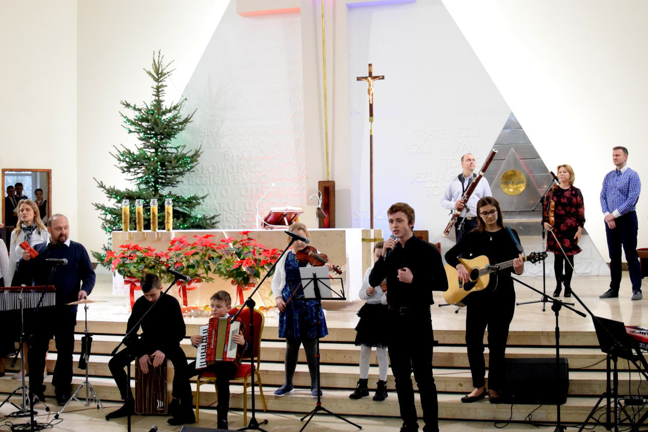  Ogólnopolski Festiwal Kolęd w Puławach (zdjęcie 1) - Autor: POK