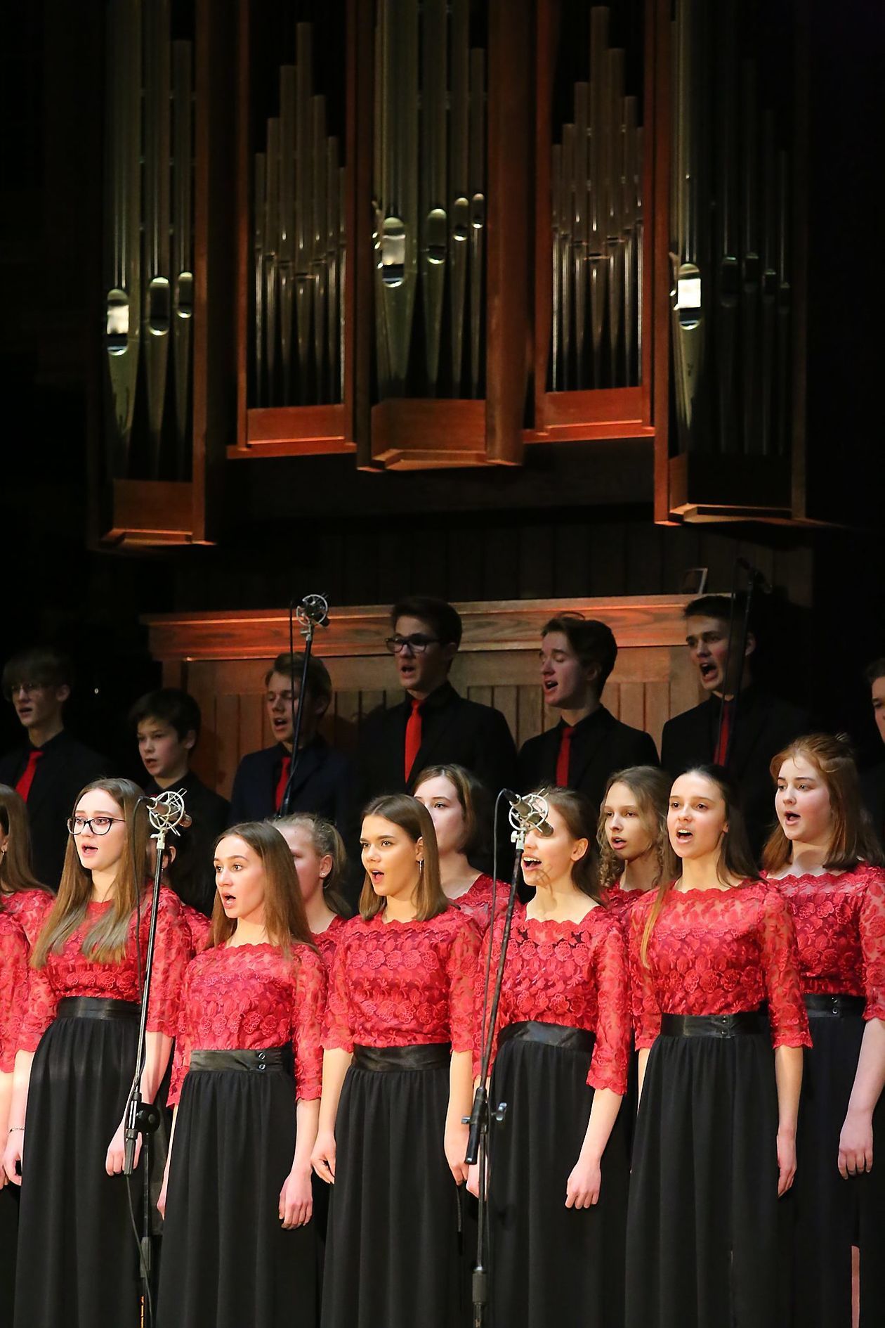  Spełniając marzenia - koncert Piotra Selima i Chórów Akademos (zdjęcie 1) - Autor: Piotr Michalski