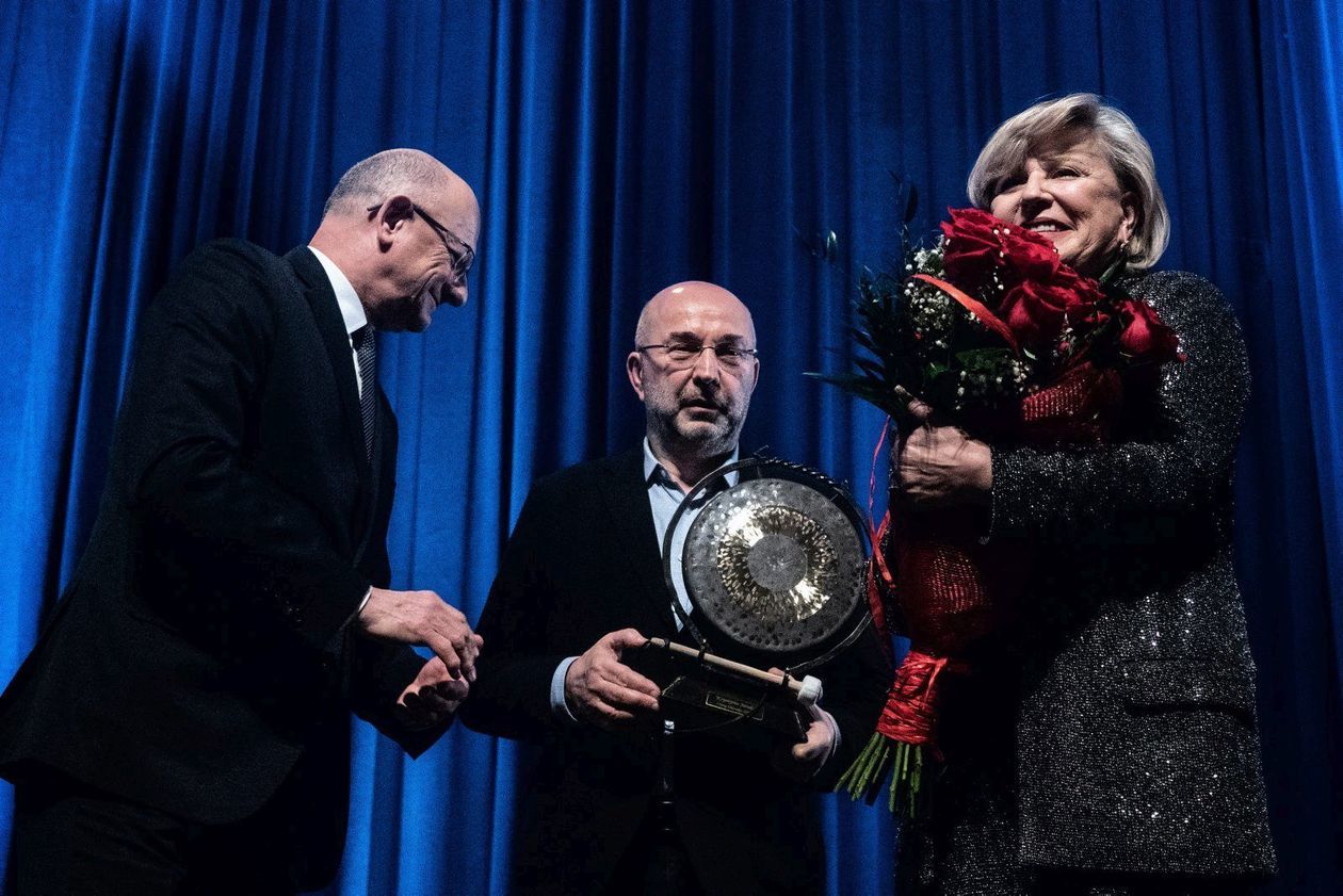  Krystyna Janda została laureatką nagrody „Gong Danutki” (zdjęcie 1) - Autor: Stary/Dorota Awiorko, Wojciech Nieśpiałowski