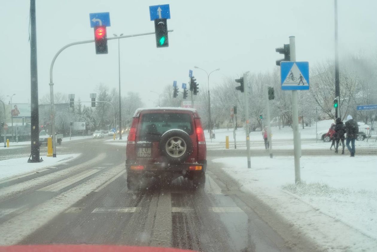  Opady śniegu w Lublinie i regionie (zdjęcie 1) - Autor: Maciej Kaczanowski