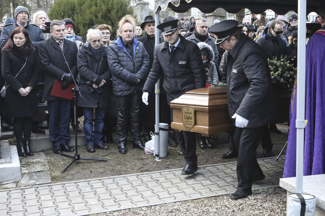  Pogrzeb Romualda Lipko (zdjęcie 1) - Autor: Jacek Szydłowski
