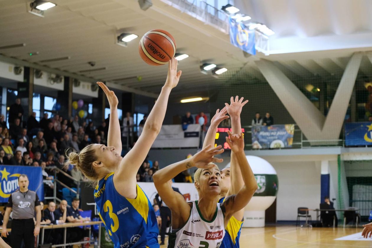  Pszczółka Polski Cukier AZS UMCS Lublin - Arka Gdynia 79:81 (zdjęcie 1) - Autor: Maciej Kaczanowski