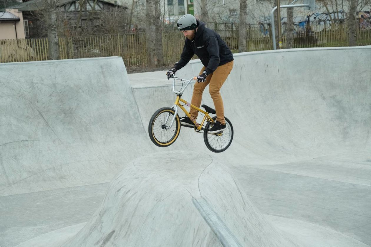  Nowy skatepark przy ul. Rusałki (zdjęcie 1) - Autor: Maciej Kaczanowski