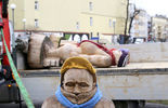 Rzeźby znikają z placu Lecha Kaczyńskiego (zdjęcie 3)