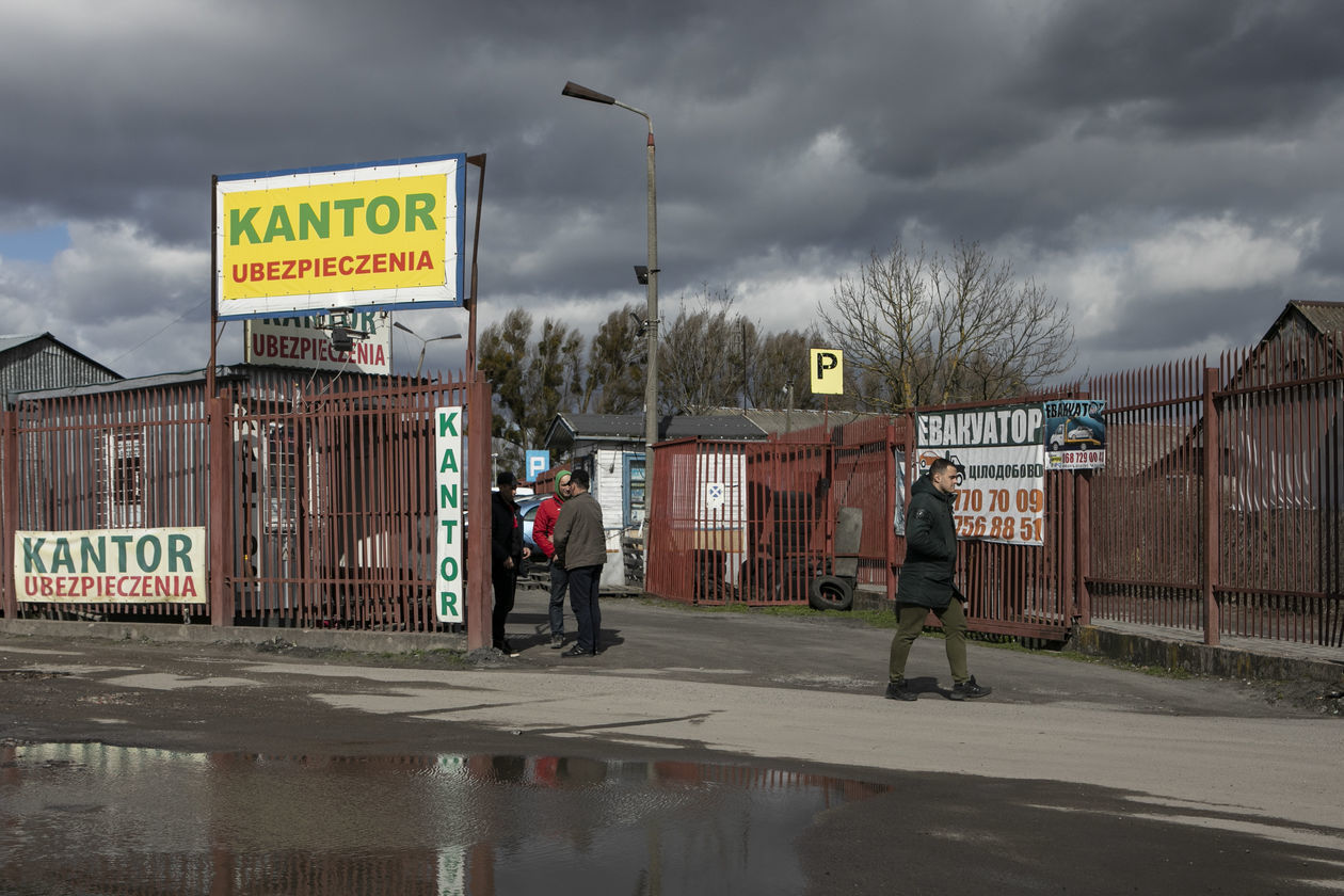  W Dorohusku dzień przed zamknięciem granic (zdjęcie 12) - Autor: Jacek Szydłowski