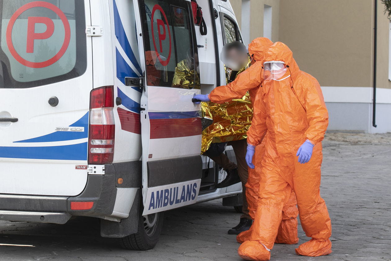  Pacjent z podejrzeniem koronawirusa, był odsyłany z jednego oddziału na drugi (zdjęcie 1) - Autor: Jacek Szydłowski