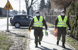 Żołnierze WOT pomagają seniorom w trakcie epidemii (zdjęcie 5)