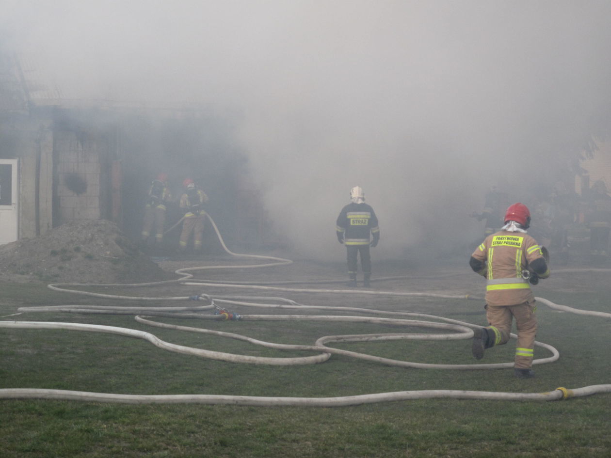  Pożar w Rejowcu (zdjęcie 1) - Autor: Wojciech Zakrzewski