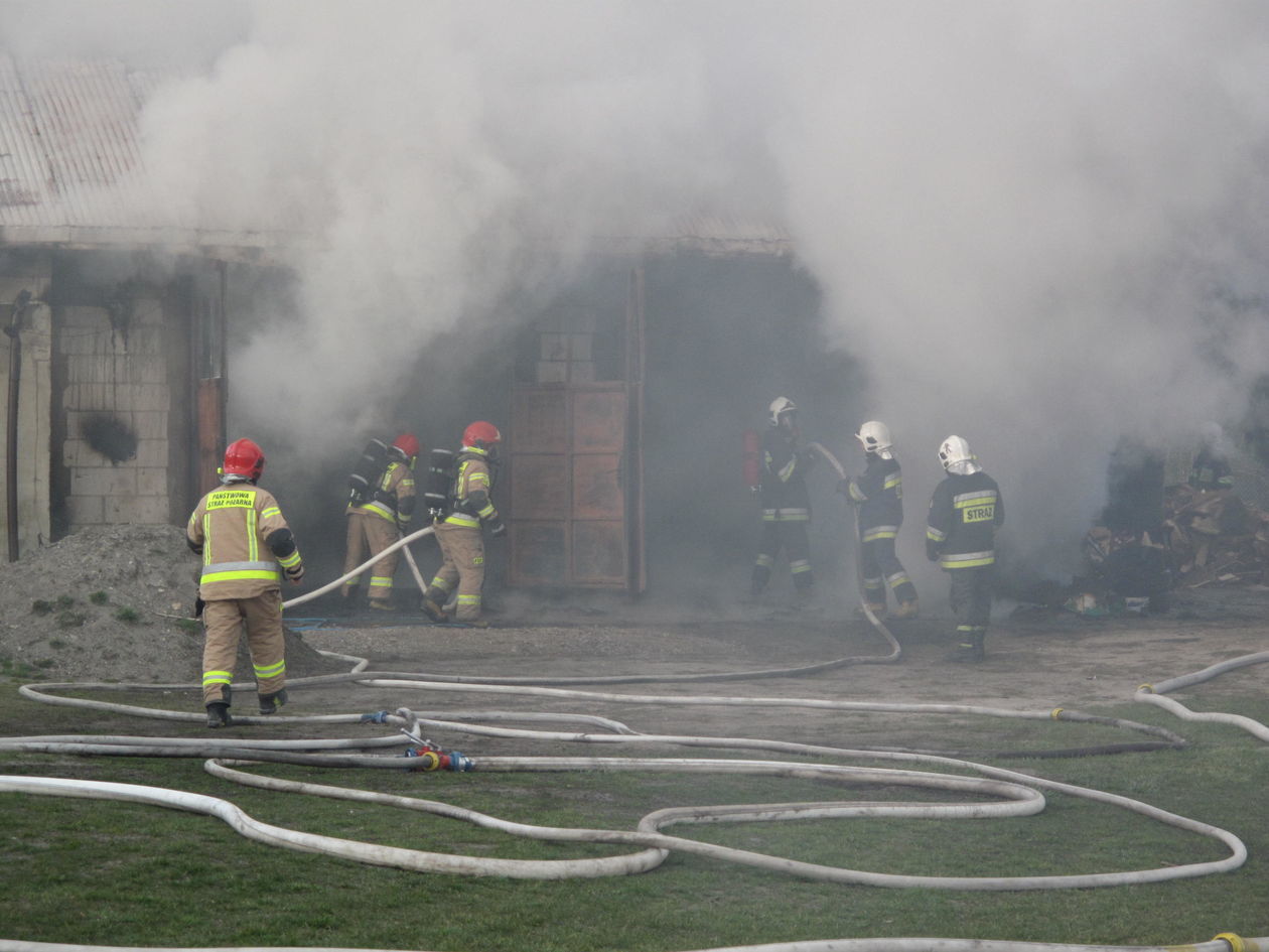  Pożar w Rejowcu (zdjęcie 1) - Autor: Wojciech Zakrzewski