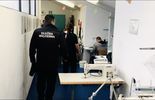 W Zakładzie Karnym w Opolu Lubelskim osadzeni szyją sprzęt ochronny dla medyków (zdjęcie 4)