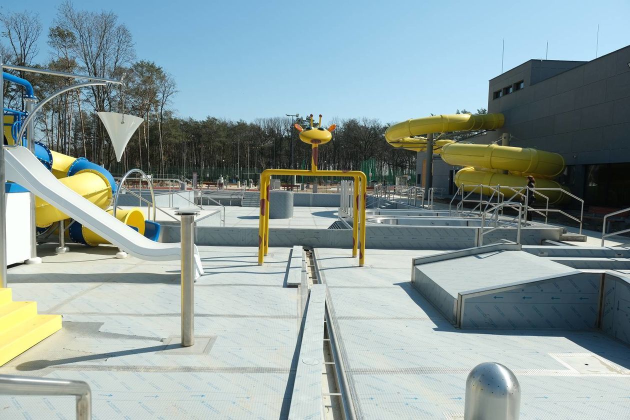  Kompleks basenów Park Avia w Świdniku gotowy. Pandemia koronawirusa opóźnia otwarcie (zdjęcie 1) - Autor: Maciej Kaczanowski