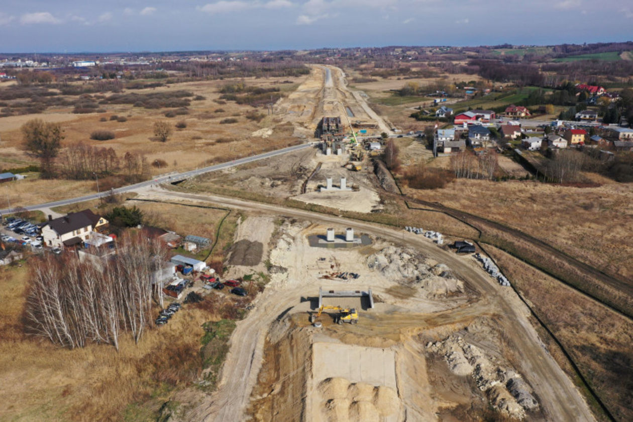  Trwają prace przy pięciu odcinkach S17 (zdjęcie 1) - Autor: GDDKiA