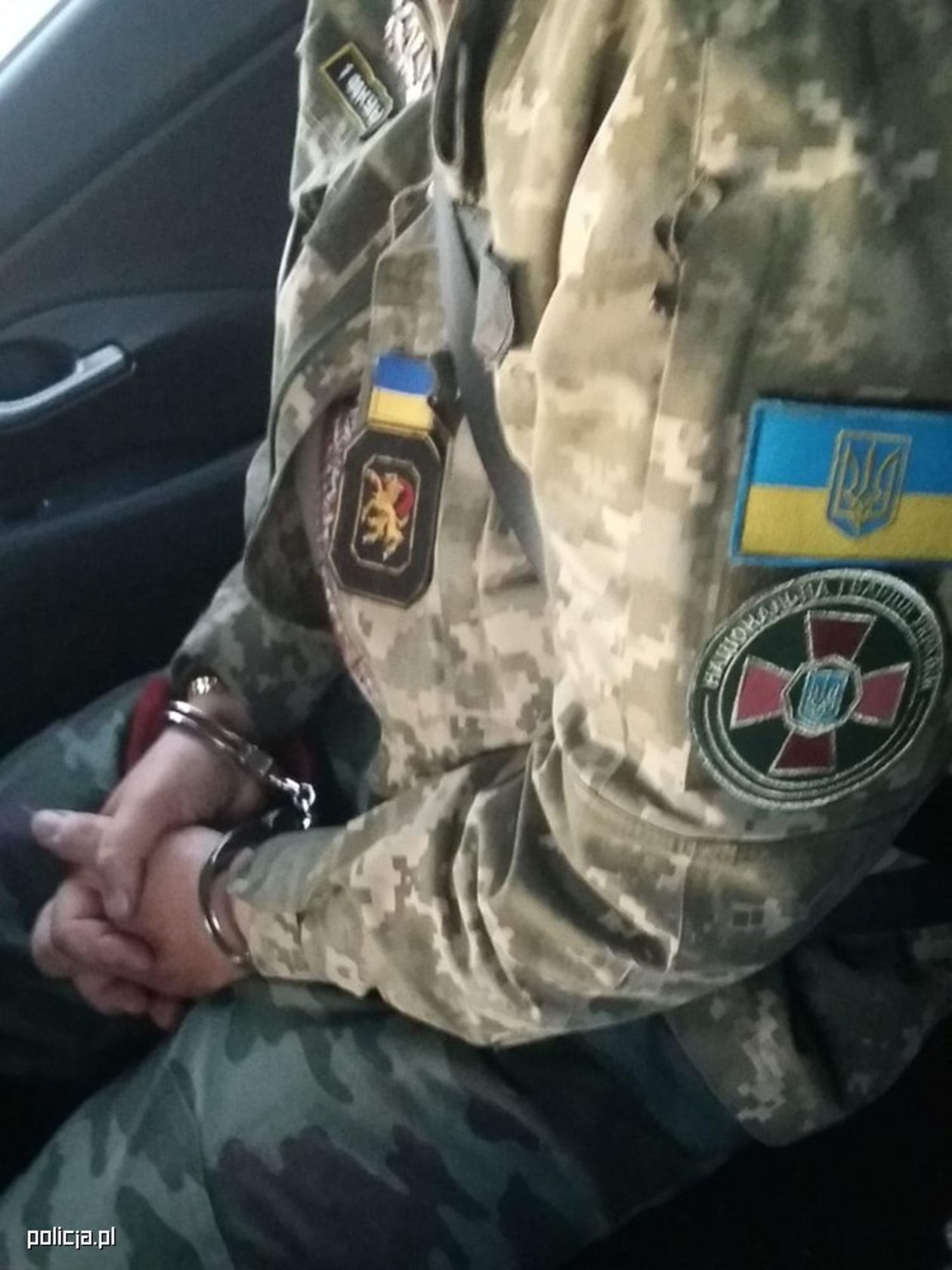  Fałszywy generał armii ukraińskiej wpadł w Kazimierzu Dolnym (zdjęcie 1) - Autor: Policja