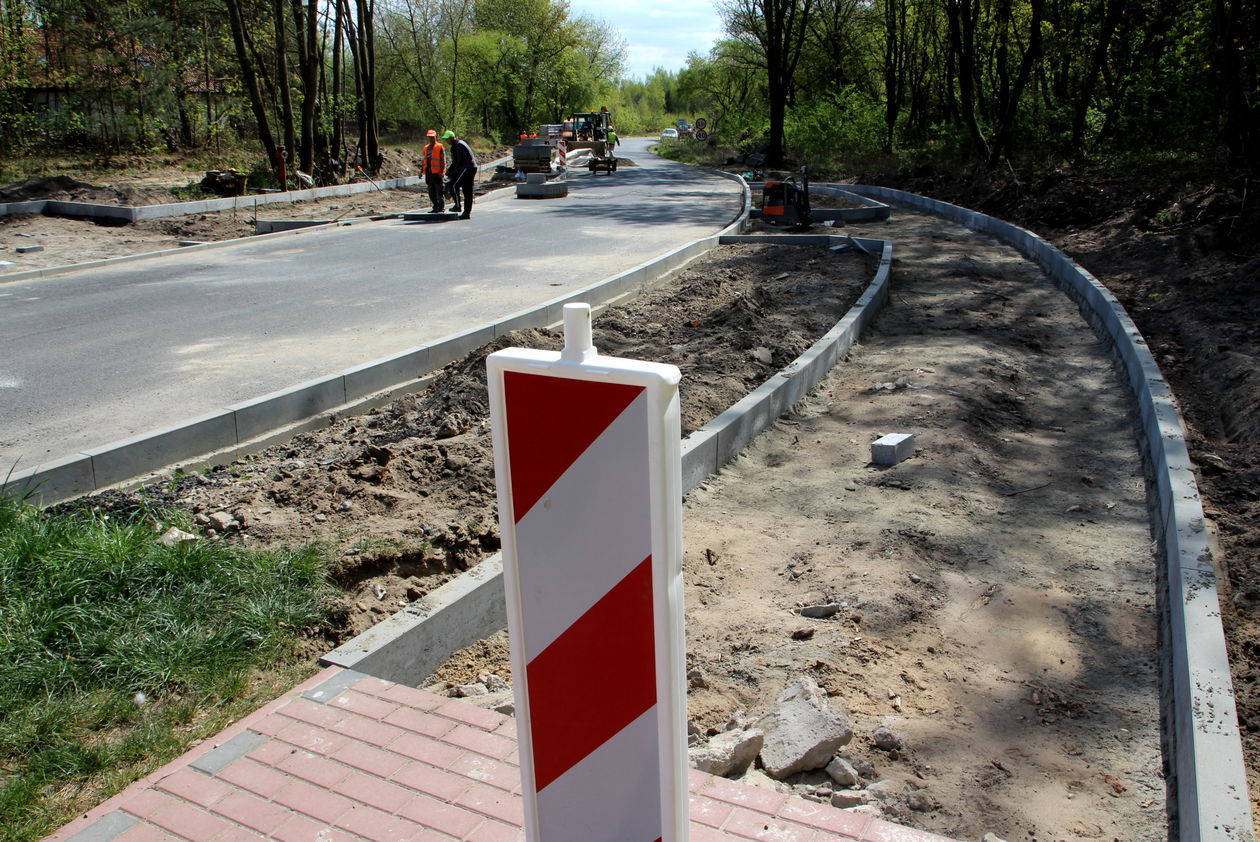  Budowa nowych ulic w Puławach i gminie Końskowola (zdjęcie 1) - Autor: Radosław Szczęch