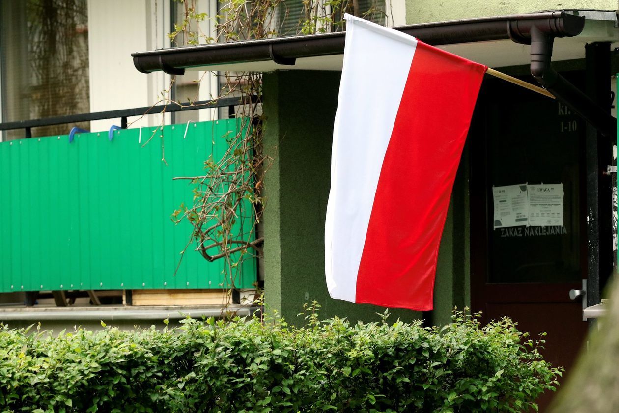  Dzień Flagi. Biało-czerwone na ulicach Lublina i Świdnika (zdjęcie 1) - Autor: Piotr Michalski