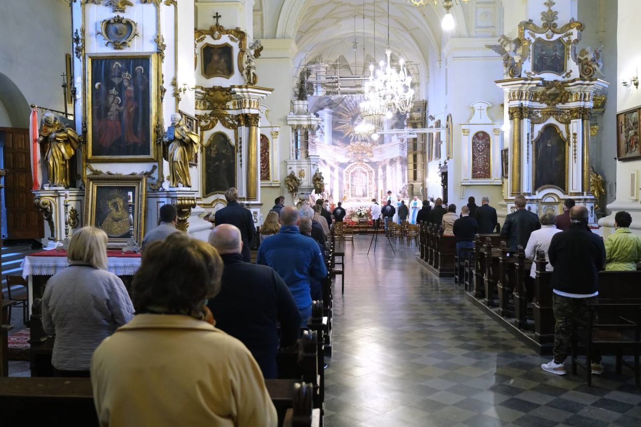   Trzeci Męski Różaniec w parafii pw. Nawrócenia św. Pawła w Lublinie (zdjęcie 1) - Autor: Maciej Kaczanowski