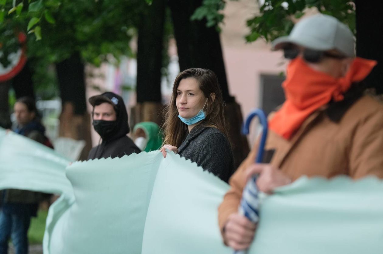  Protest w obronie drzew na ul. Lipowej w Lublinie (zdjęcie 1) - Autor: Maciej Kaczanowski