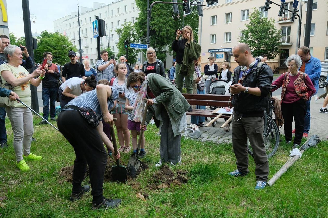  Piątkowa akcja obrońców drzew przy ul. Lipowej w Lublinie (zdjęcie 1) - Autor: Maciej Kaczanowski