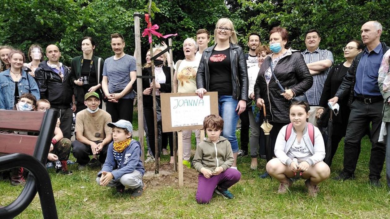  Piątkowa akcja obrońców drzew przy ul. Lipowej w Lublinie (zdjęcie 1) - Autor: Dominik Smaga