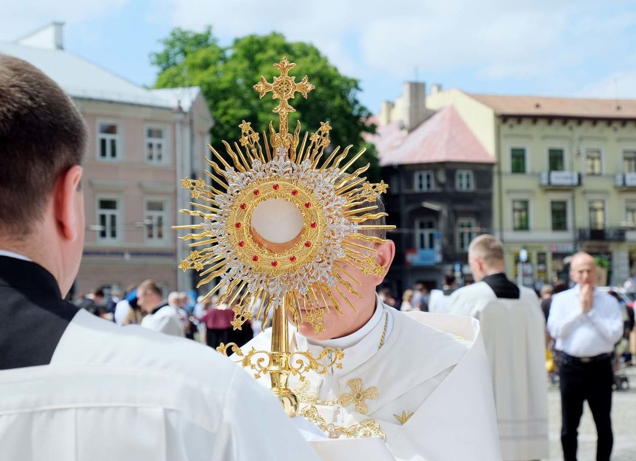  Procesja Bożego Ciała w Lublinie  (zdjęcie 1) - Autor: Maciej Kaczanowski