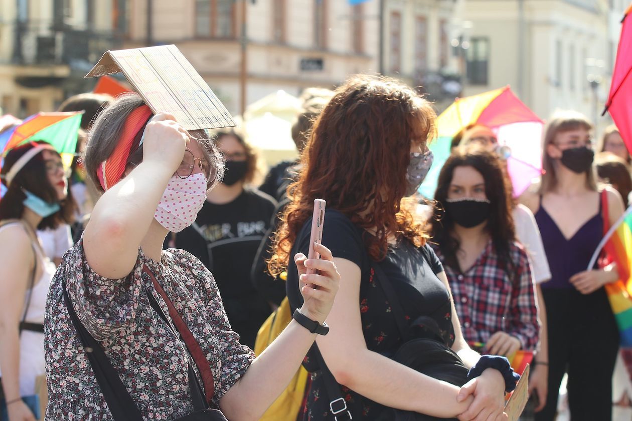 Manifestacja osób LGBT przed lubelskim ratuszem - Autor: Piotr Michalski