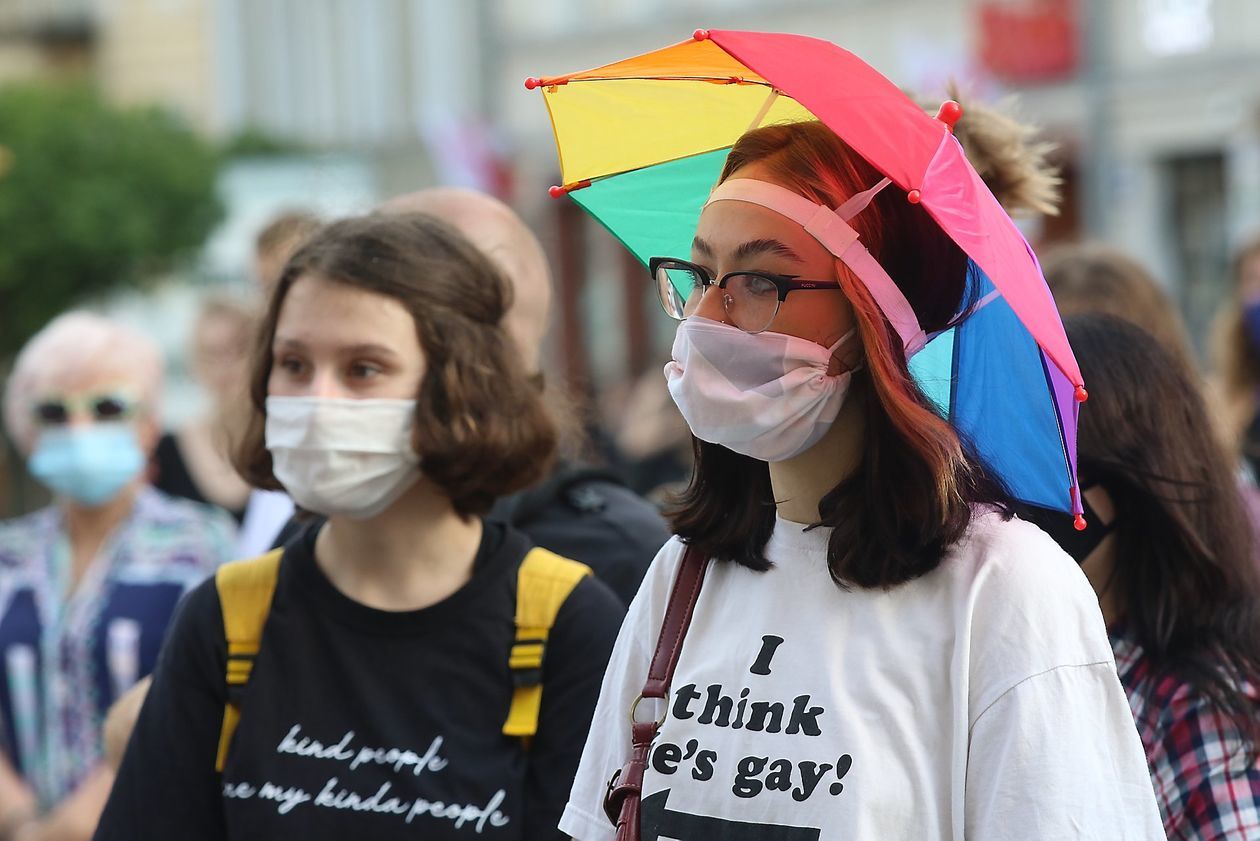  Manifestacja osób LGBT przed lubelskim ratuszem (zdjęcie 1) - Autor: Piotr Michalski