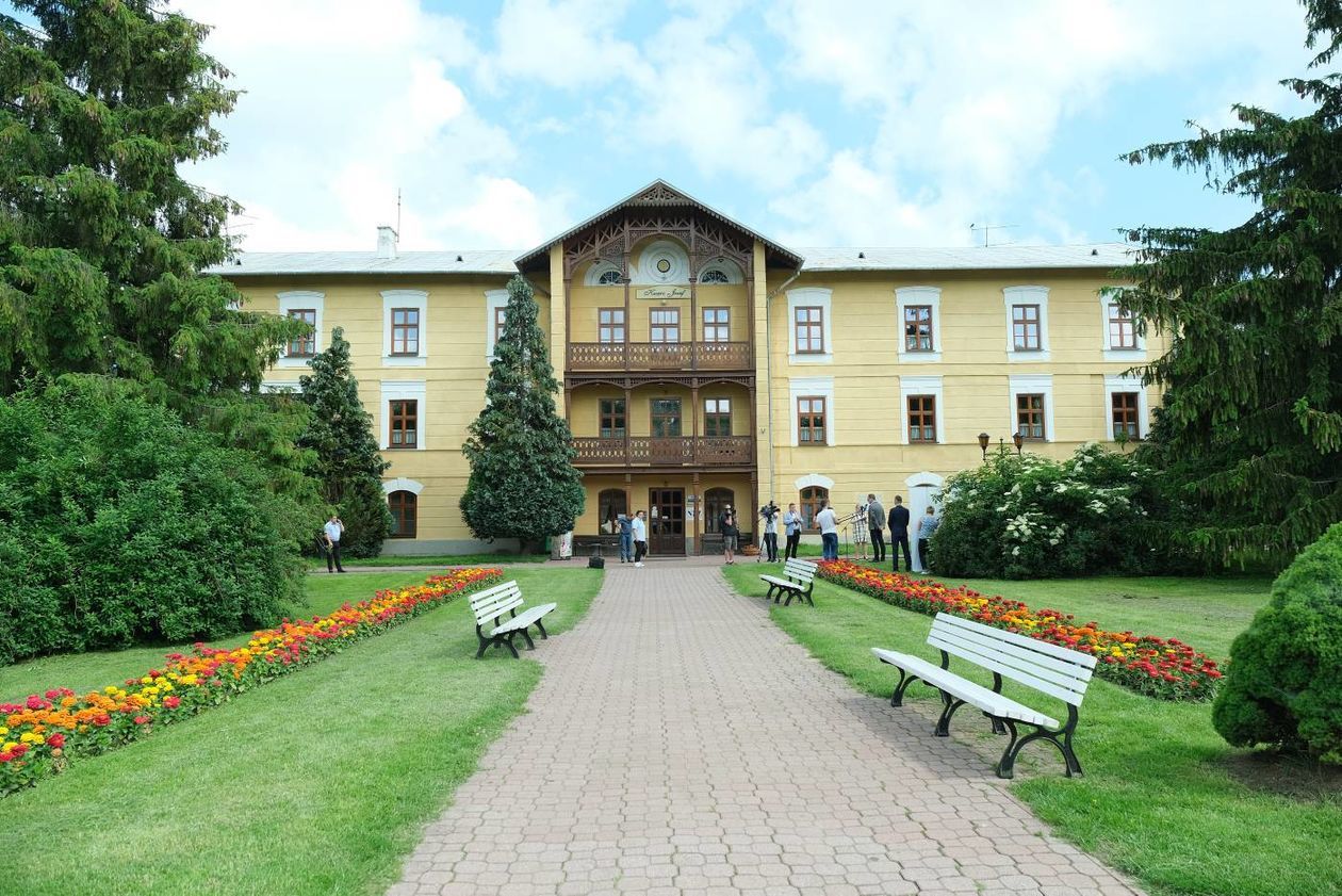  Szpital kardiologiczny w Uzdrowisku Nałęczów już przyjmuje kuracjuszy (zdjęcie 1) - Autor: Maciej Kaczanowski